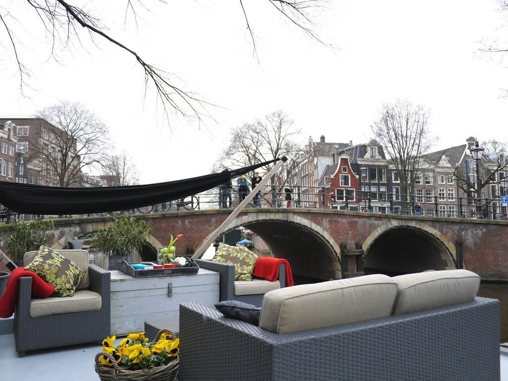 Houseboat Prinsheerlijk Otel Amsterdam Oda fotoğraf